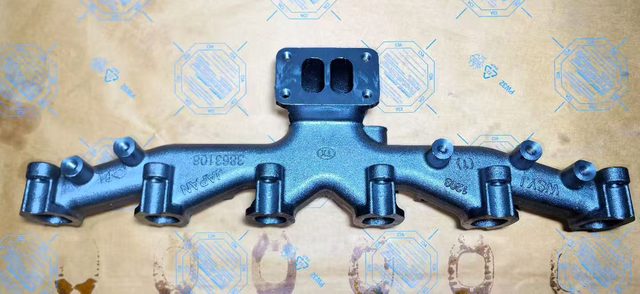 Compatible for Komatsu 6D102 / PC200-6 / PC200-7 - Exhaust Manifold (3863106)
