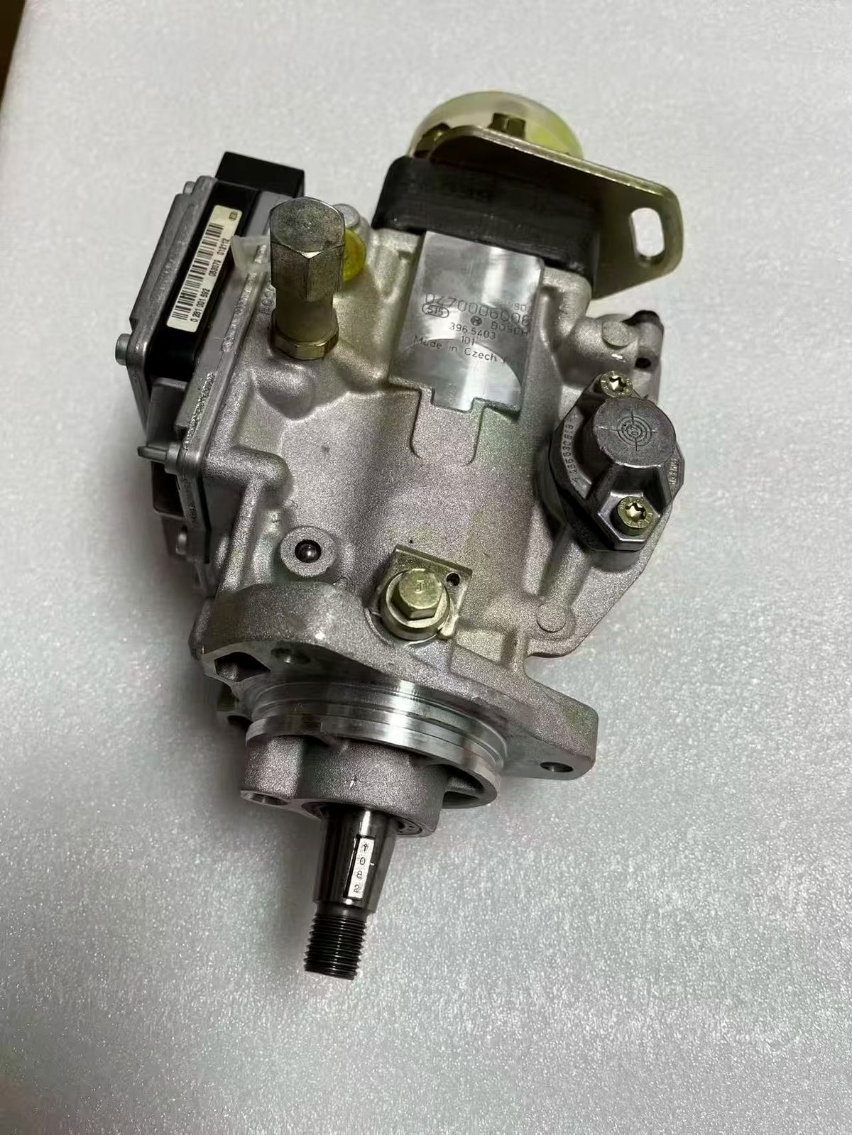 Совместимо с Cummins VP30 / QSB5.9 - топливный насос высокого давления (3965403 / 0470006006)